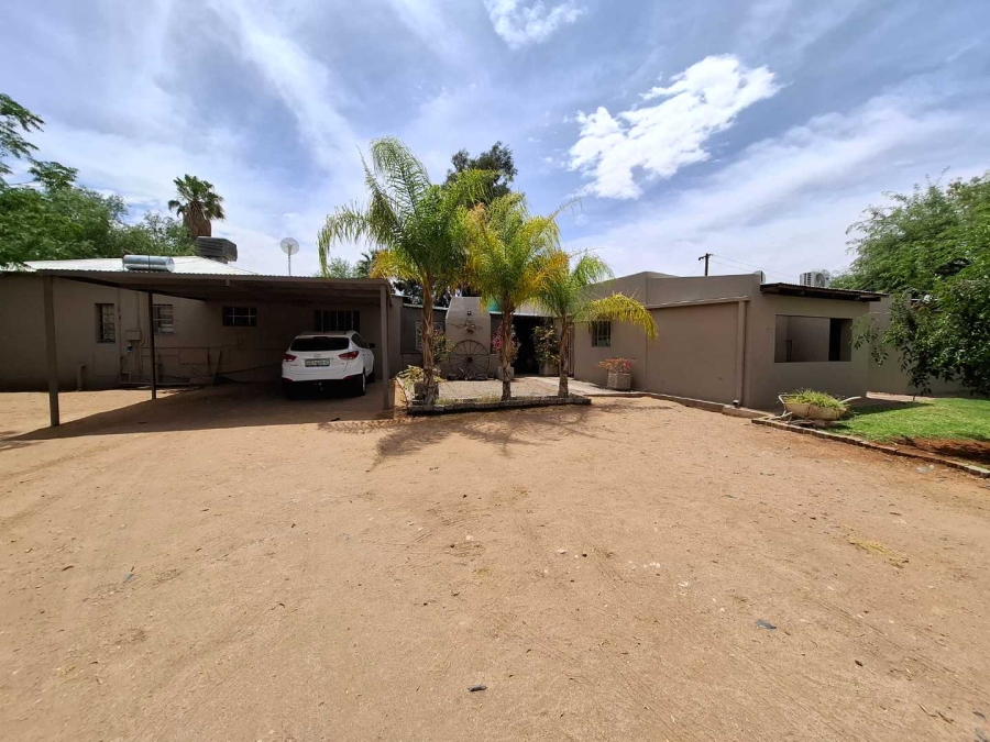 3 Bedroom Property for Sale in Upington Northern Cape